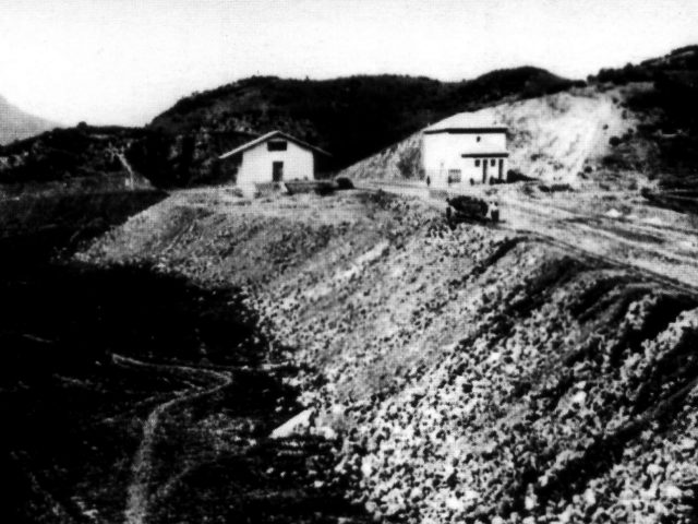 Construcción de la Estación de Navalagrulla