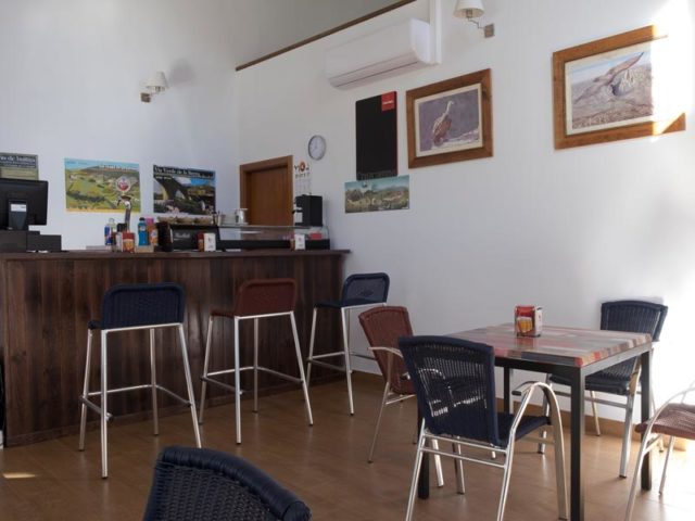 Centro de recepción de visitantes y Cantina Zaframagón 2